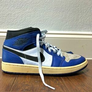 (SOLD) Jordan 1 mid